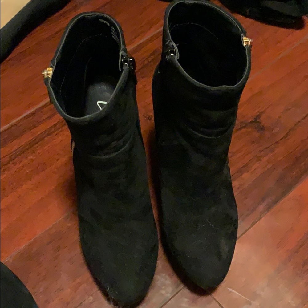 Black platform ankle boot